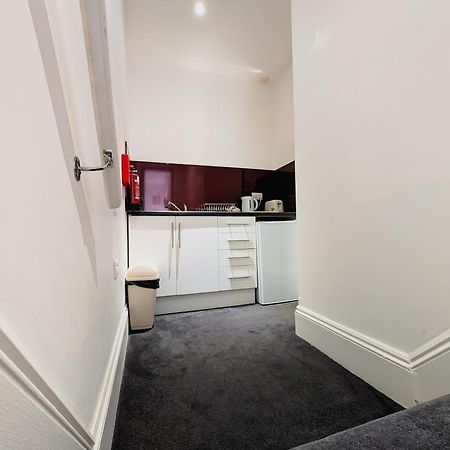 Bay & Harbour Holiday Apartments & Rooms Only Weston-super-Mare Extérieur photo