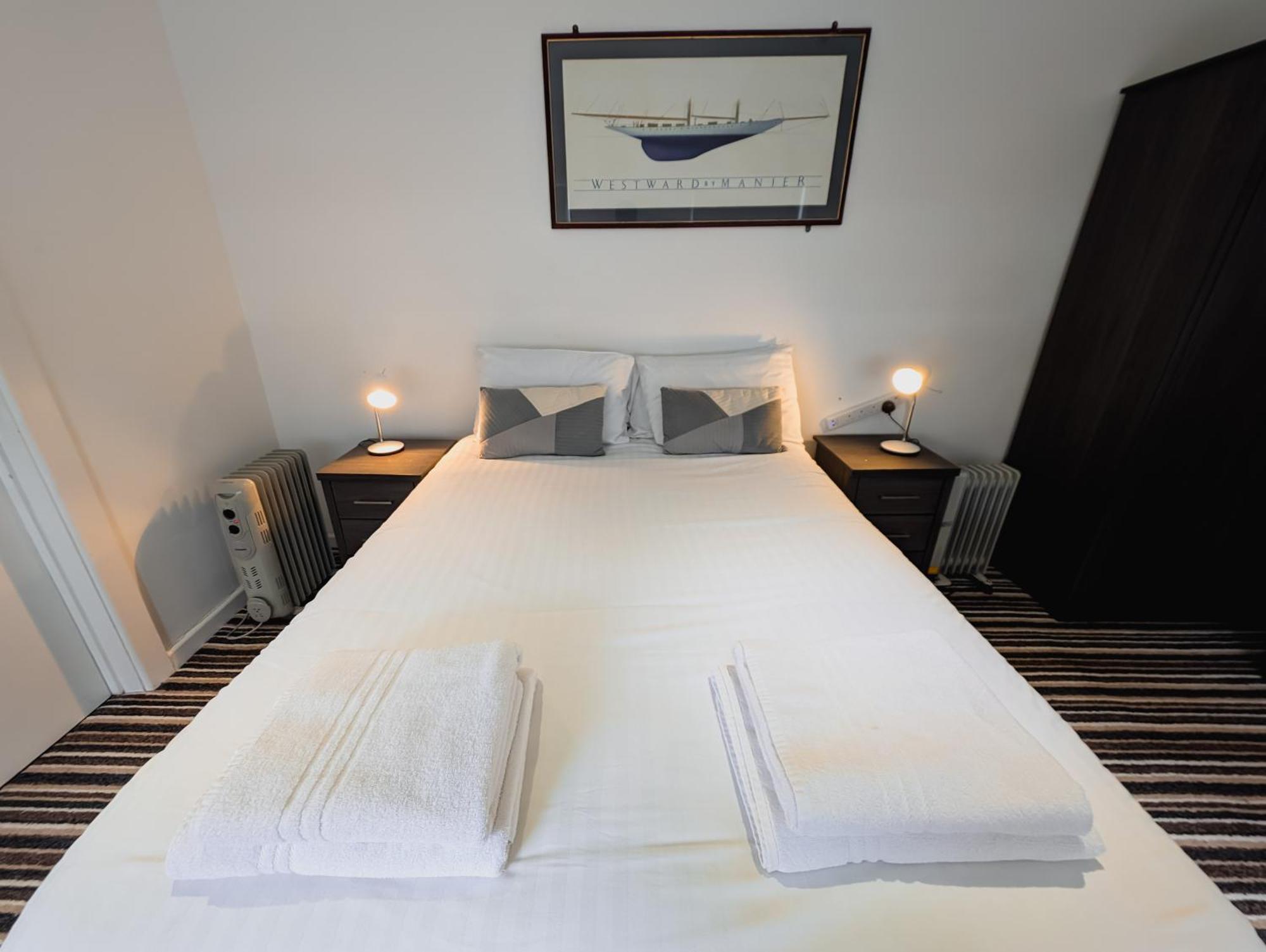 Bay & Harbour Holiday Apartments & Rooms Only Weston-super-Mare Extérieur photo