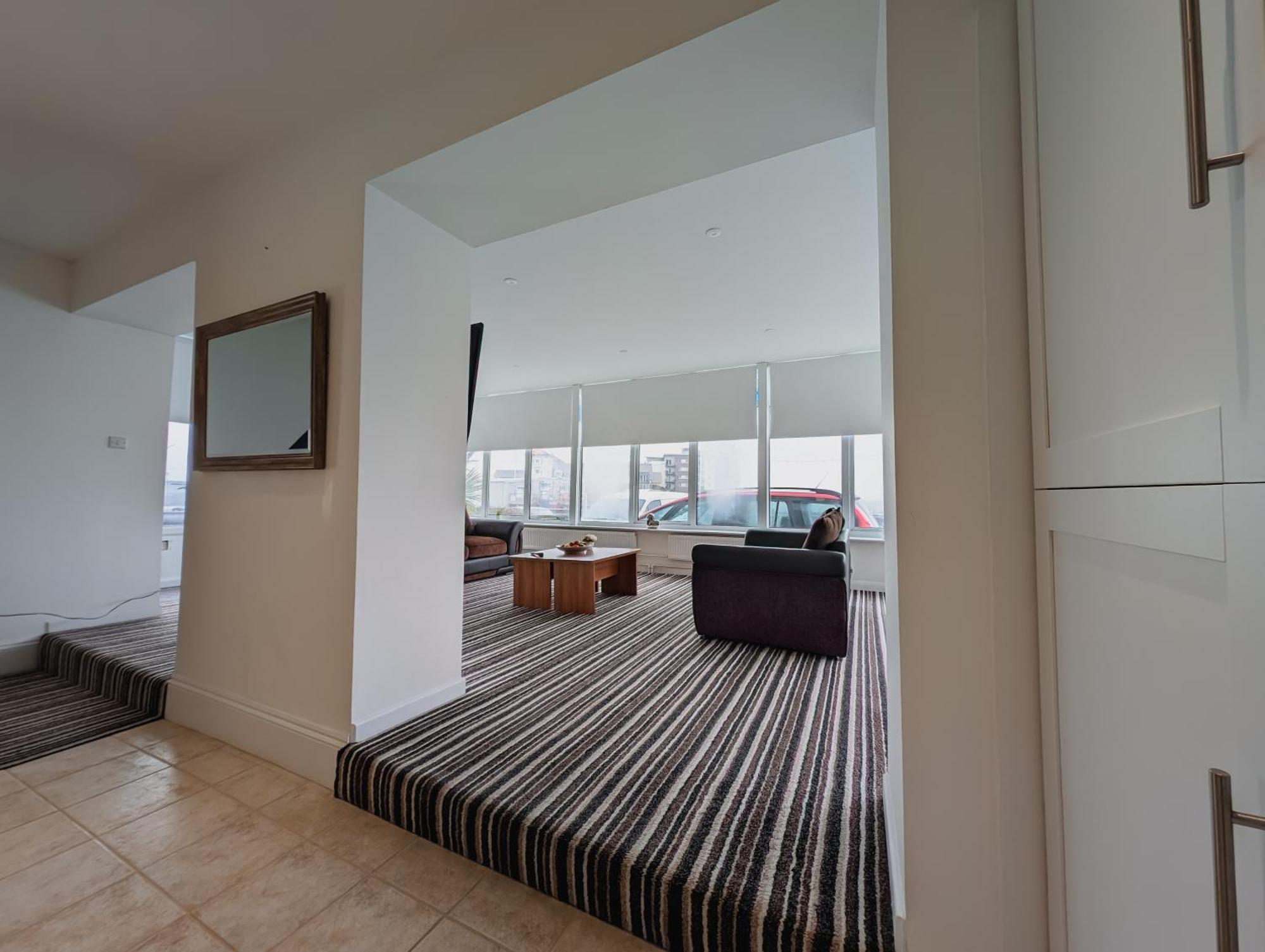 Bay & Harbour Holiday Apartments & Rooms Only Weston-super-Mare Extérieur photo