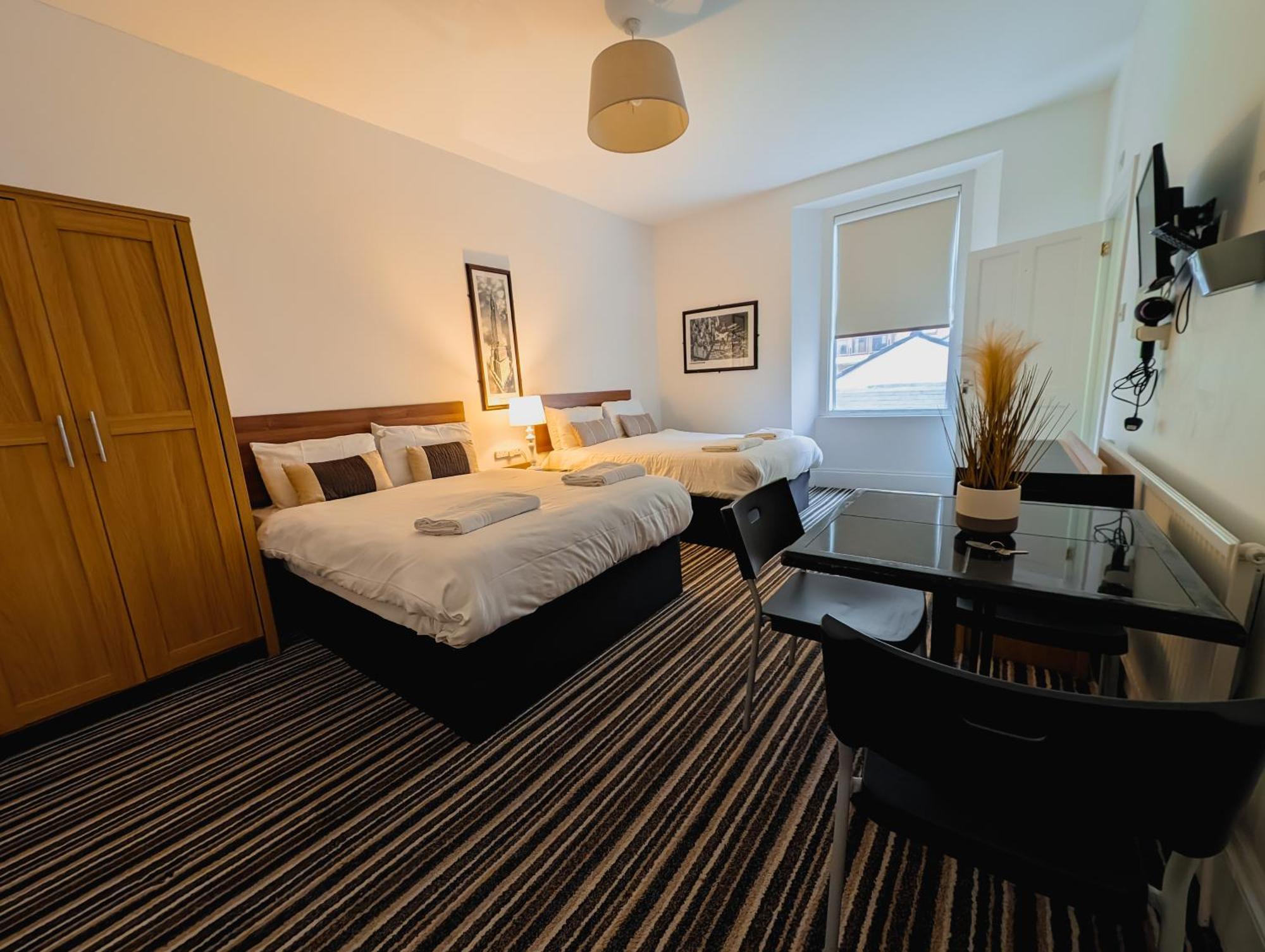 Bay & Harbour Holiday Apartments & Rooms Only Weston-super-Mare Extérieur photo