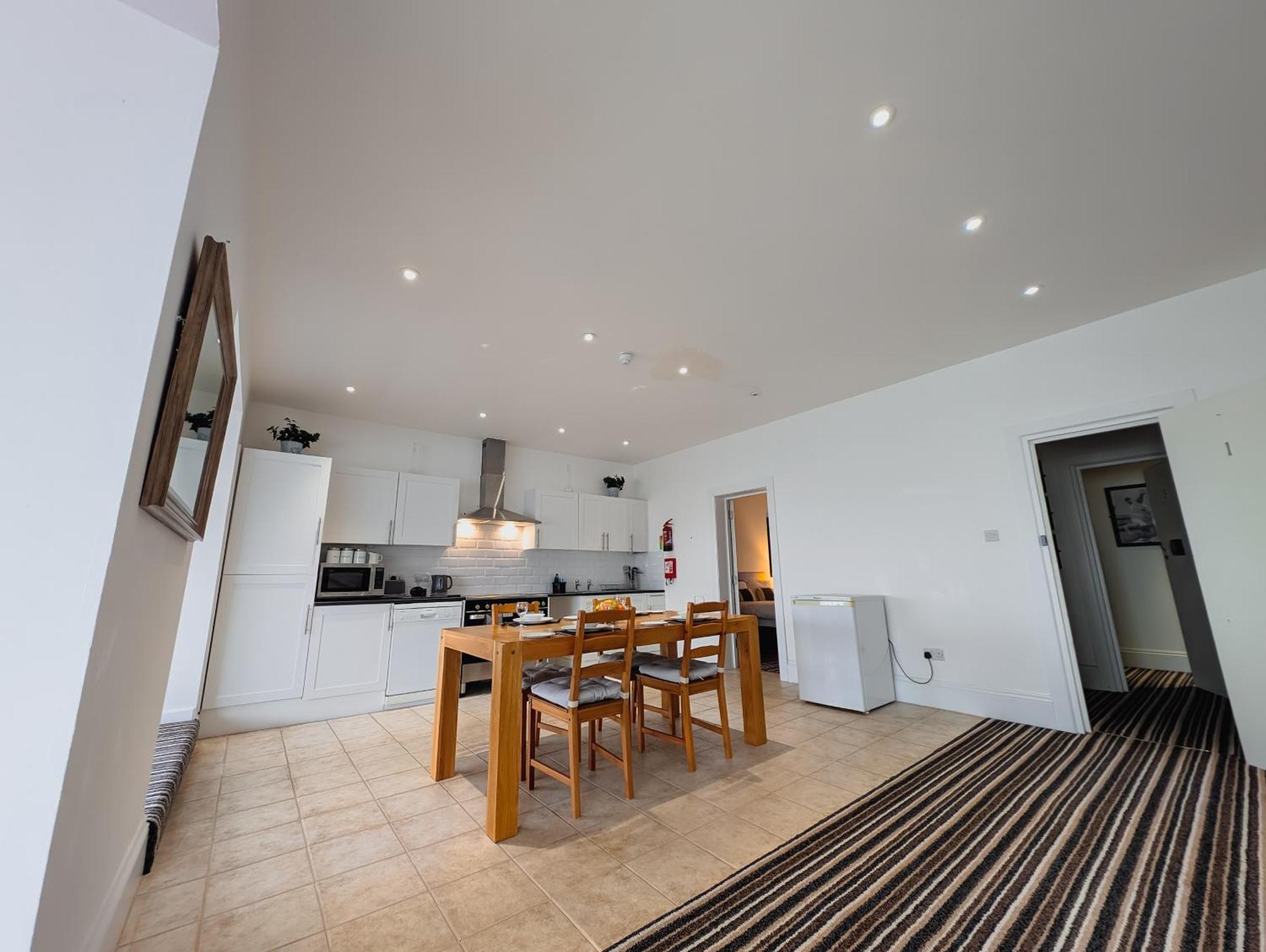 Bay & Harbour Holiday Apartments & Rooms Only Weston-super-Mare Extérieur photo